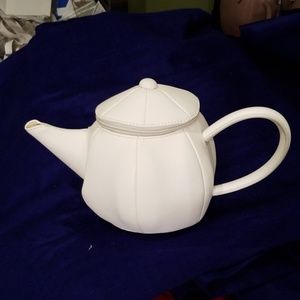 White Teapot Clutch